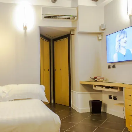 Relais Santa Chiara * Neapol